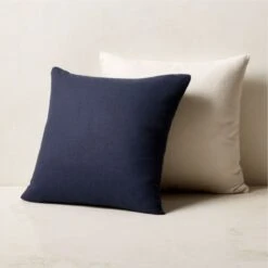 Alpaca Warm White Throw Pillow With Down-Alternative Insert 20'' -Optimal Furniture Store AlpacaWrmWhtPillowGroupFHS23