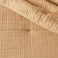Alto Camel Organic Cotton Quilt And Shams -Optimal Furniture Store AltoOrgCttnCmlFQQuiltAVSHF22