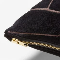 Arabella Black Velvet Throw Pillow With Down-Alternative Insert 23'' -Optimal Furniture Store ArabellaBlkVlvtPlw23inAV2SSS23