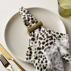 Barre Gold Napkin Rings Set Of 8 -Optimal Furniture Store BarreGoldNapkinRingSHF21