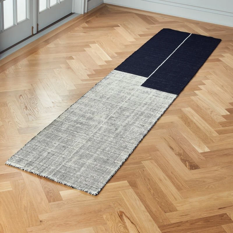Bass Handloomed Runner Rug 2.5'x8' 2 Bass Handloomed Runner Rug 2.5'x8' - Image 2
