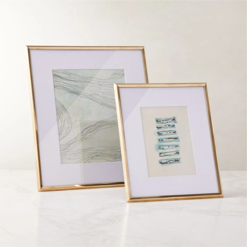 Blaine Polished Brass Picture Frame 5"x7" 4 Blaine Polished Brass Picture Frame 5"x7" - Image 4