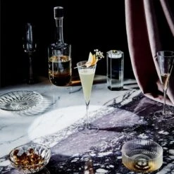 Duval Glass Decanter -Optimal Furniture Store CB2HOL21 19B V1OC21 1x1