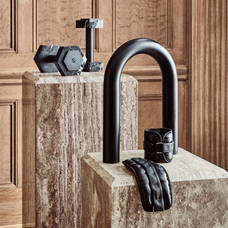 Black Marble 5-Lb Dumbbell 3 Black Marble 5-Lb Dumbbell - Image 3