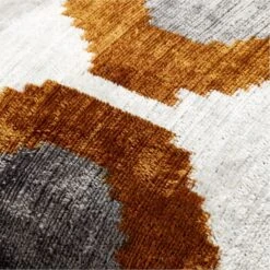 Cerco Turkish Silk Throw Pillow With Feather-Down Insert 20" -Optimal Furniture Store CercoTrkshSlkPllw20X20inAVSSF22