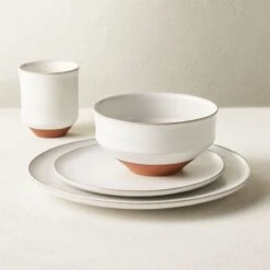 Dolce 4-Piece White Dinnerware Set With Soup Bowl