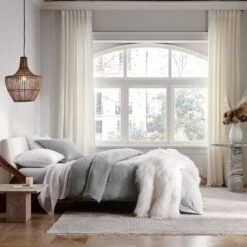 Drommen Acacia Wood Platform Queen Bed -Optimal Furniture Store DrommenAcaciaWoodBedDC20 1x1