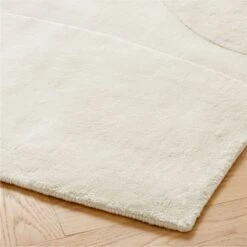 Eleyne Handloomed TENCEL™ Lyocell Ivory Area Rug 5'x8' -Optimal Furniture Store EleyneHdldTclIvryRug8x10AVSHF23