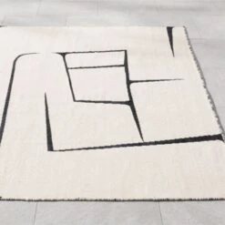 Faro Handwoven Performance White And Black Indoor/Outdoor Area Rug 5'x8' -Optimal Furniture Store FaroHdwnWtBkPfIDODRg8x10SHS23