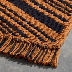 Onca Tawny And Black Bath Mat 24"x36" -Optimal Furniture Store KDOncaTwnyNBlkBathMatAVSHF21