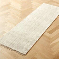 Kada Handknotted Viscose White Runner Rug 2.5'x8' -Optimal Furniture Store KadaHdKdVscsWtRnnr2p5x8SHF22
