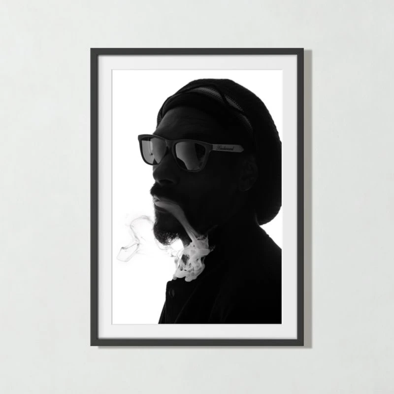 'Snoop Dogg' Photographic Print In Black Frame 17.75"x21.75" 2 'Snoop Dogg' Photographic Print In Black Frame 17.75"x21.75" - Image 2