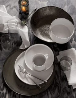 Bolt White Linen Napkin Set Of 4 -Optimal Furniture Store SurfaceClayDinnerwareJN20 1