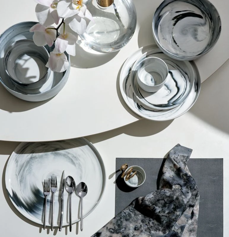 Swirl Dinner Plate Set Of 4 2 Swirl Dinner Plate Set Of 4 - Image 2