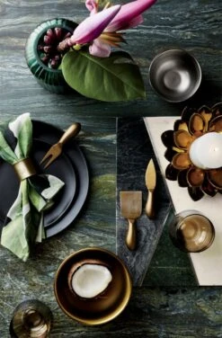 Crisp Matte Black Serving Bowl -Optimal Furniture Store cruztealglassvaseJN18 4